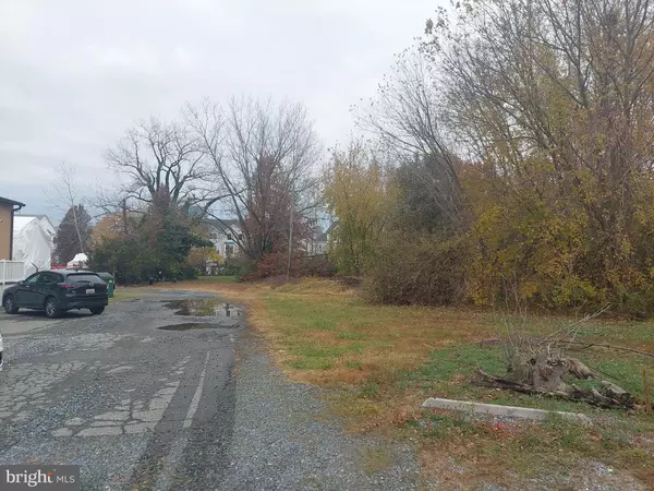 Cambridge, MD 21613,CEDAR ST