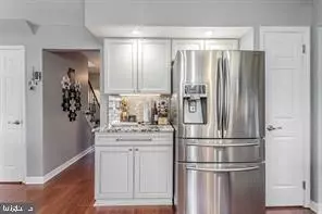 Berlin, NJ 08009,17 DUNHAM LOOP