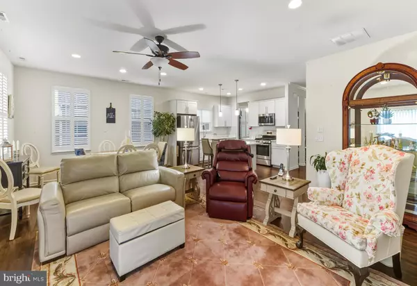 Williamstown, NJ 08094,504 CASTLEBAY DR