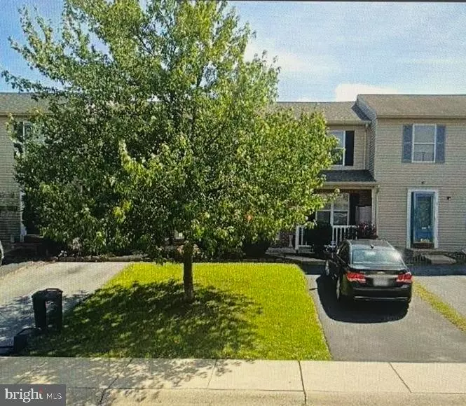 6 TIFFANY LN, Lebanon, PA 17046