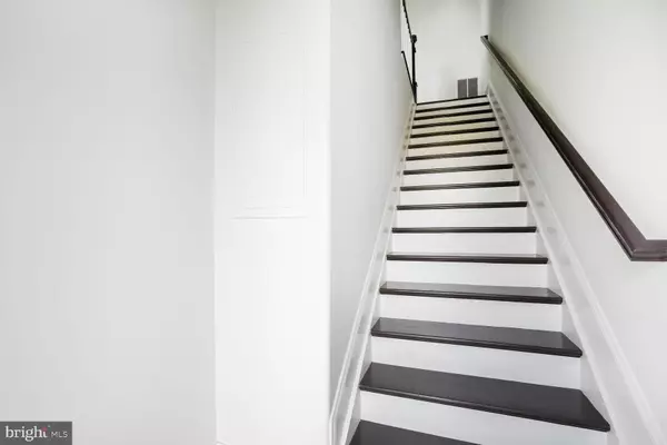 Washington, DC 20011,4523 GEORGIA AVE NW #2