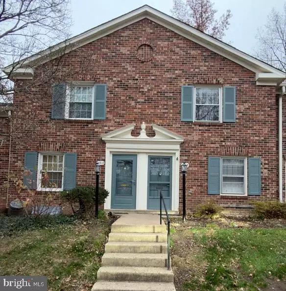 5915 KINGSFORD RD #365, Springfield, VA 22152