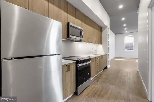 Philadelphia, PA 19104,525 N 41ST ST #201