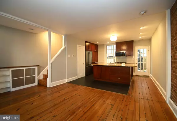 Philadelphia, PA 19147,504 KAUFFMAN ST