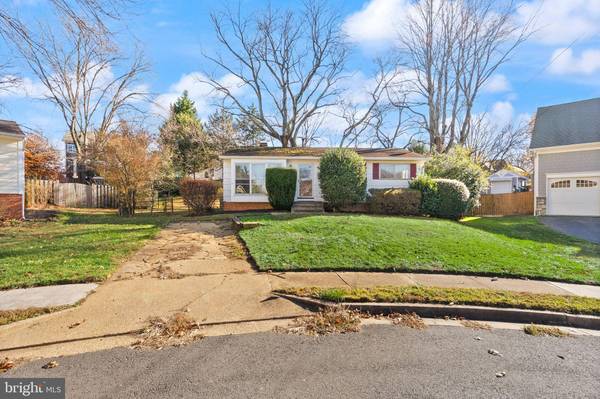 Vienna, VA 22180,1412 PATRICK CIR SW