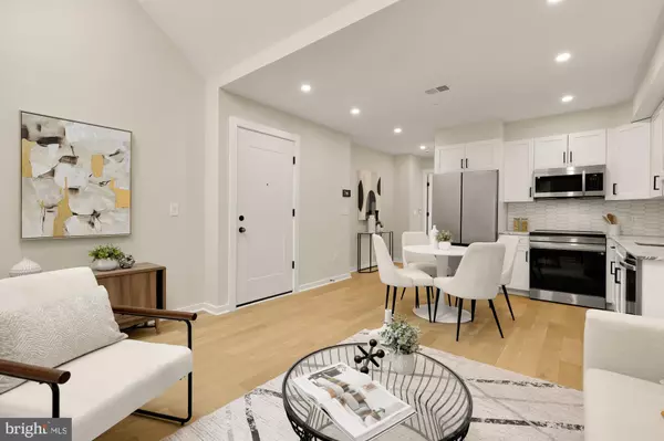 Washington, DC 20007,2606 41ST ST NW #FIVE