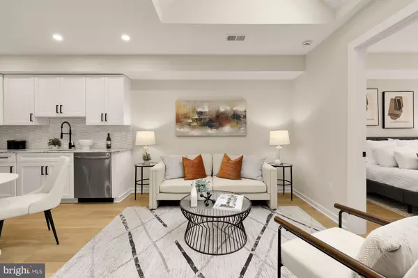 Washington, DC 20007,2606 41ST ST NW #FIVE