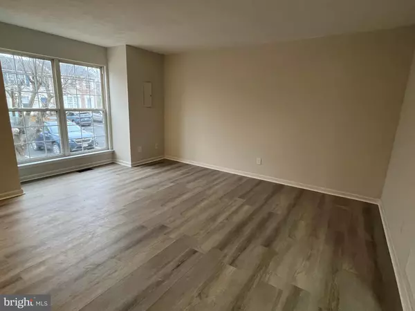 Winchester, VA 22601,305 SUTTON CT