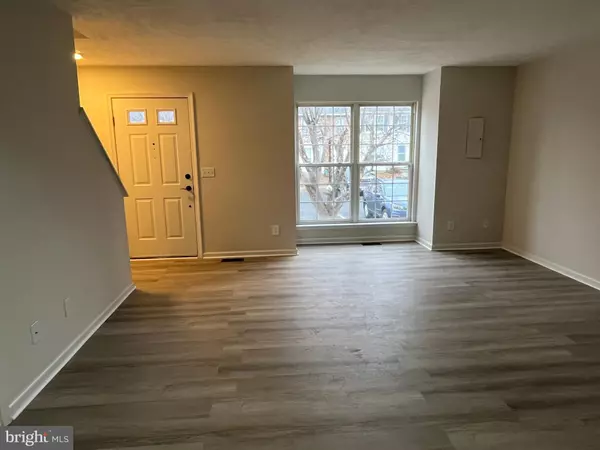 Winchester, VA 22601,305 SUTTON CT