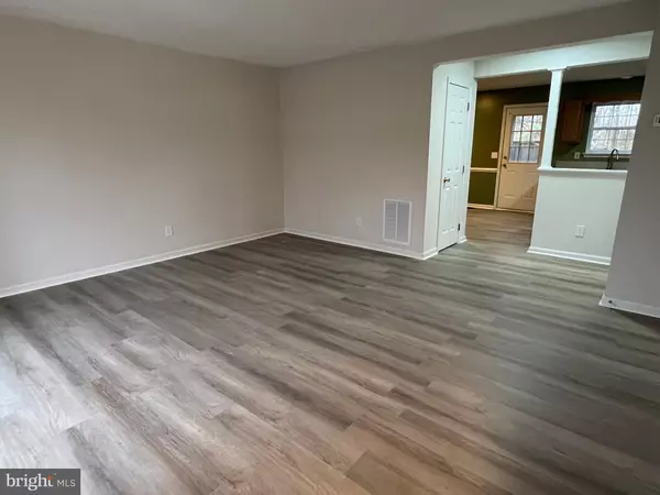 Winchester, VA 22601,305 SUTTON CT