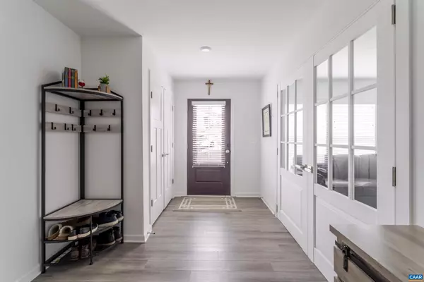 Charlottesville, VA 22902,4174 DAUPHIN DR