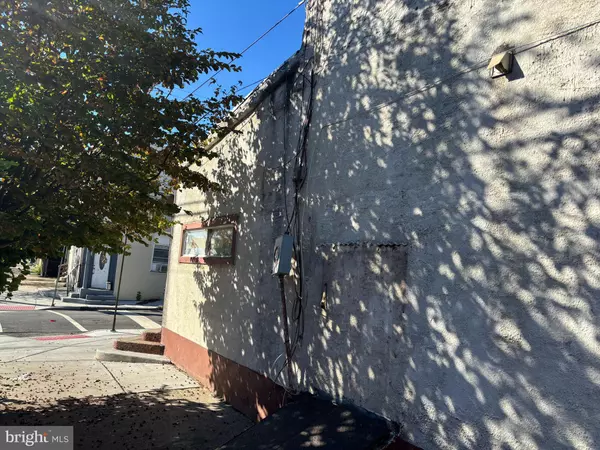 Camden, NJ 08104,1938 FILMORE ST