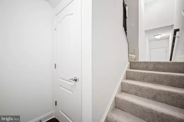 Clarksburg, MD 20871,22926 SPICEBUSH DR #1632