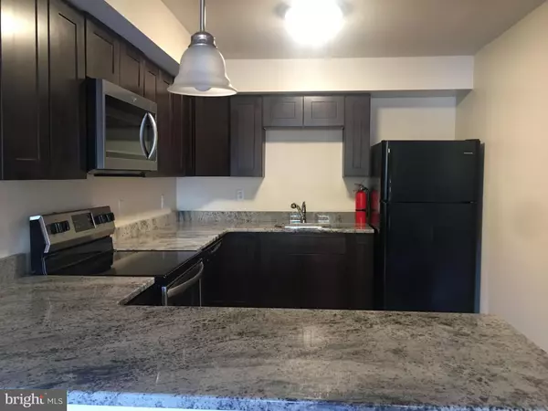 Glassboro, NJ 08028,1 PENNSYLVANIA RD #11