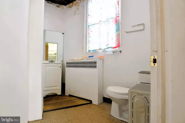 Philadelphia, PA 19126,7362 N 19TH ST