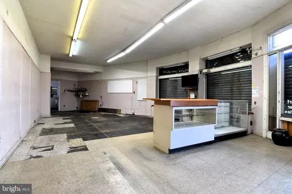 Philadelphia, PA 19126,7362 N 19TH ST