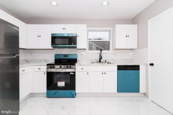 Beverly, NJ 08010,1475 MOUNT HOLLY RD #O-9