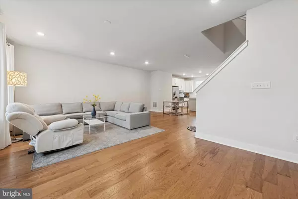 Exton, PA 19341,235 RED LEAF LN