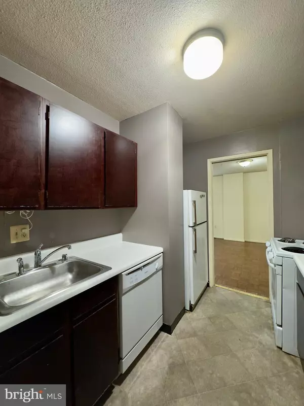 Baltimore, MD 21218,1 E UNIVERSITY PKWY #804