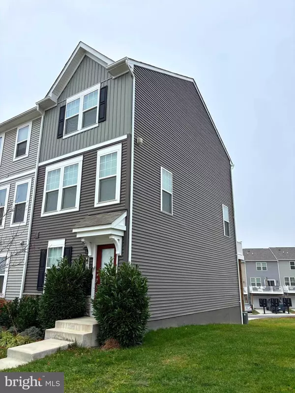 Ranson, WV 25438,24 ANTHEM ST