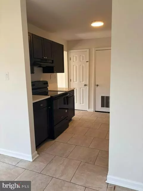 Sicklerville, NJ 08081,21 LOCUST CT