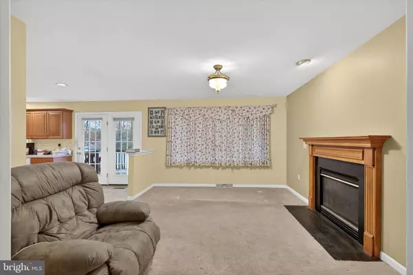 Denver, PA 17517,17 W KESTREL DR