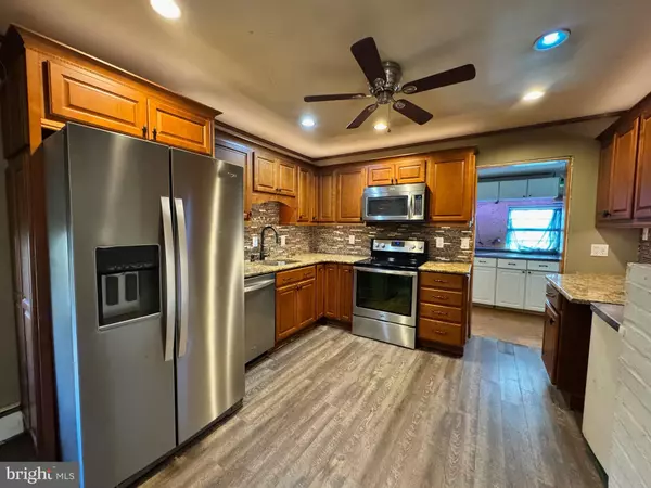 Levittown, PA 19055,31 SWAN LN