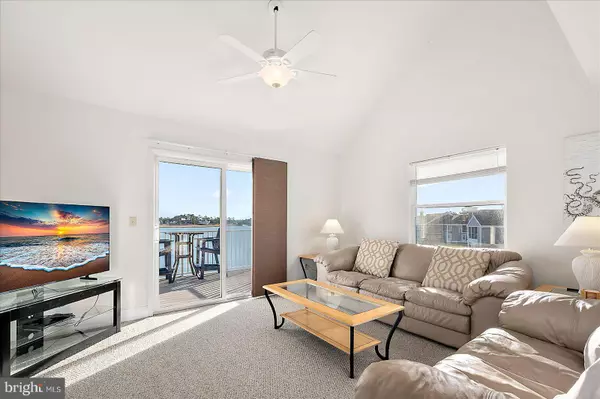 Ocean View, DE 19970,30396 ANDERSON DR #206