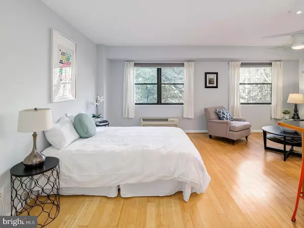 Washington, DC 20009,1801 CLYDESDALE PL NW #211