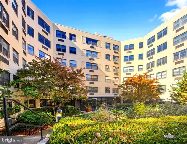 1801 CLYDESDALE PL NW #211, Washington, DC 20009