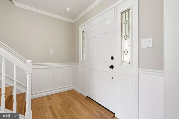 Fairfax, VA 22033,12227 OX HILL RD