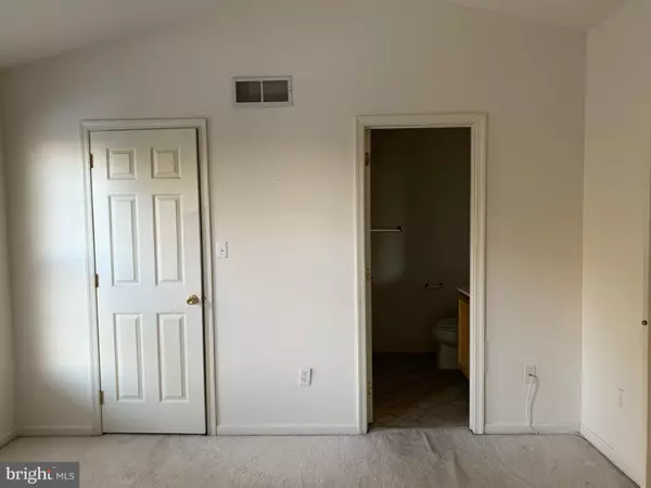 Newark, DE 19702,114 COUPLES DR