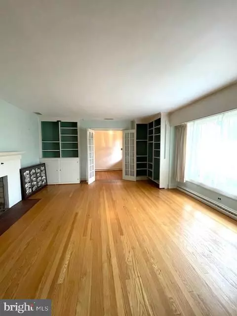 Fredericksburg, VA 22408,4004 LONGWOOD DR