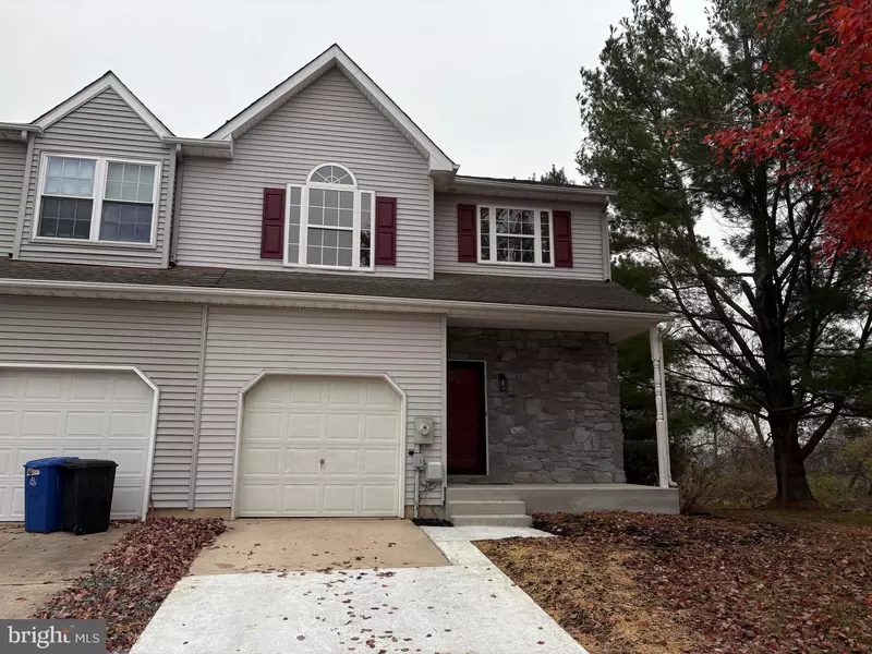 124 SHINN CIR, Wilmington, DE 19808