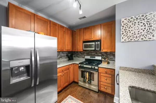 Glen Mills, PA 19342,2202 LYDIA HOLLOW DR #A1