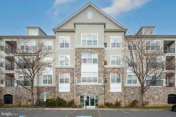 2202 LYDIA HOLLOW DR #A1, Glen Mills, PA 19342