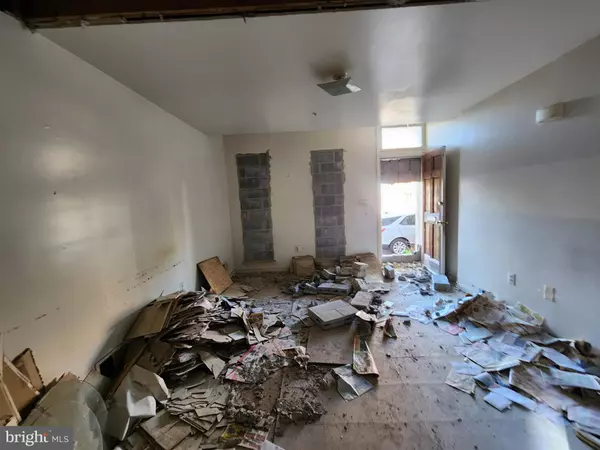 Baltimore, MD 21217,1019 N MOUNT ST