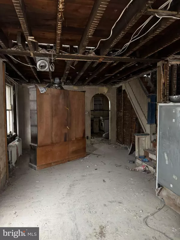 Coal Township, PA 17866,1104 W WALNUT ST