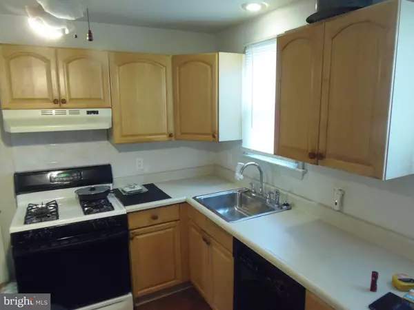 Cherry Hill, NJ 08034,16 CHURCHILL RD