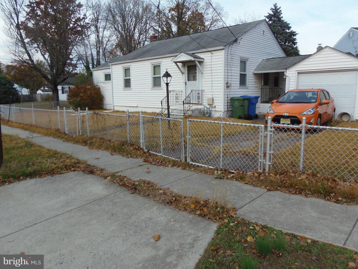 Cherry Hill, NJ 08034,16 CHURCHILL RD