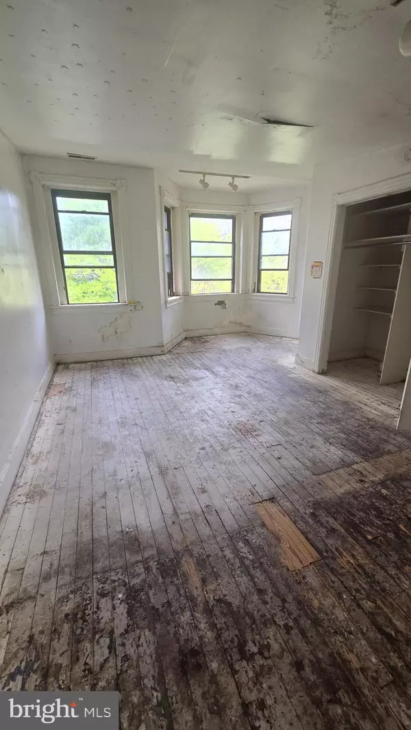 Washington, DC 20010,1126 PARK RD NW