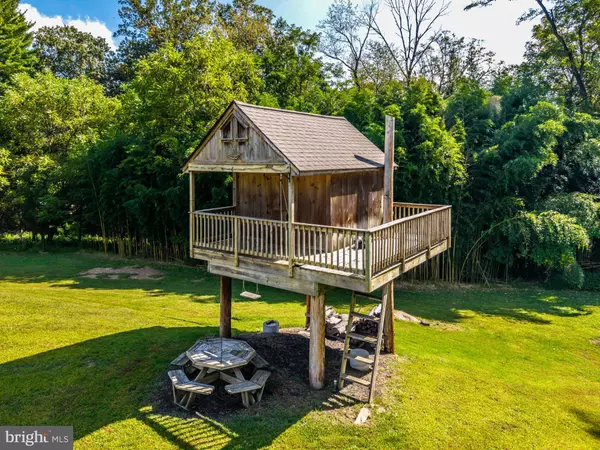 West Chester, PA 19380,1657 S GLENSIDE RD