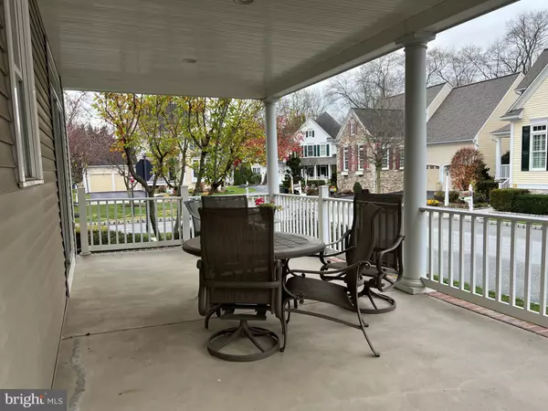 Lancaster, PA 17602,19 THICKET LN