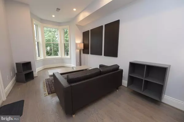 Washington, DC 20003,416 A ST SE #1