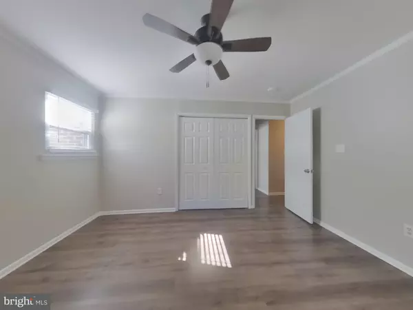 Newburg, MD 20664,9300 OVERLOOK CIR