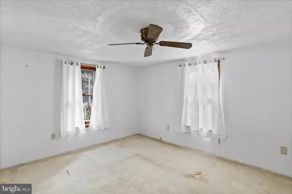 Cumberland, MD 21502,712 GOLDEN LN