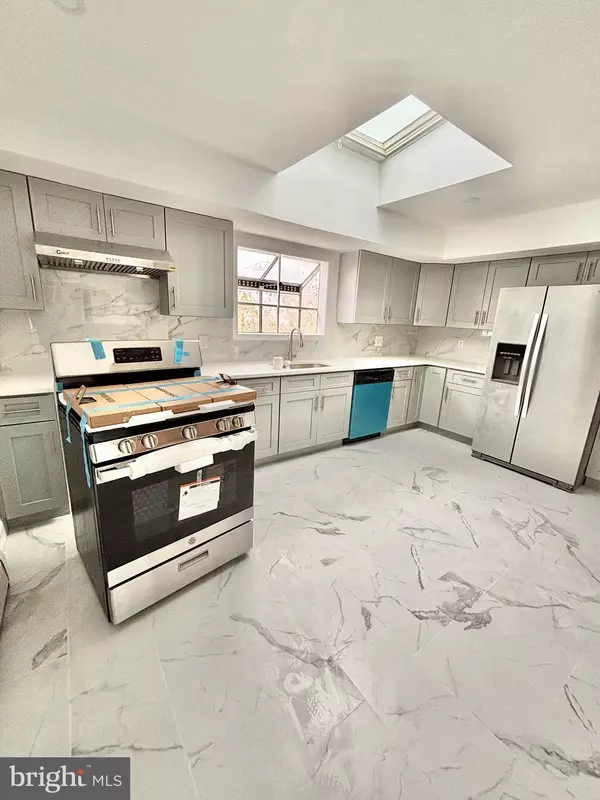 Philadelphia, PA 19135,7119 HEGERMAN ST