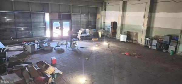 Philadelphia, PA 19144,115-19 W CHELTEN AVE