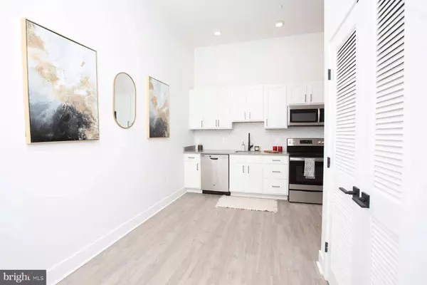 Baltimore, MD 21231,1742 FLEET ST #301