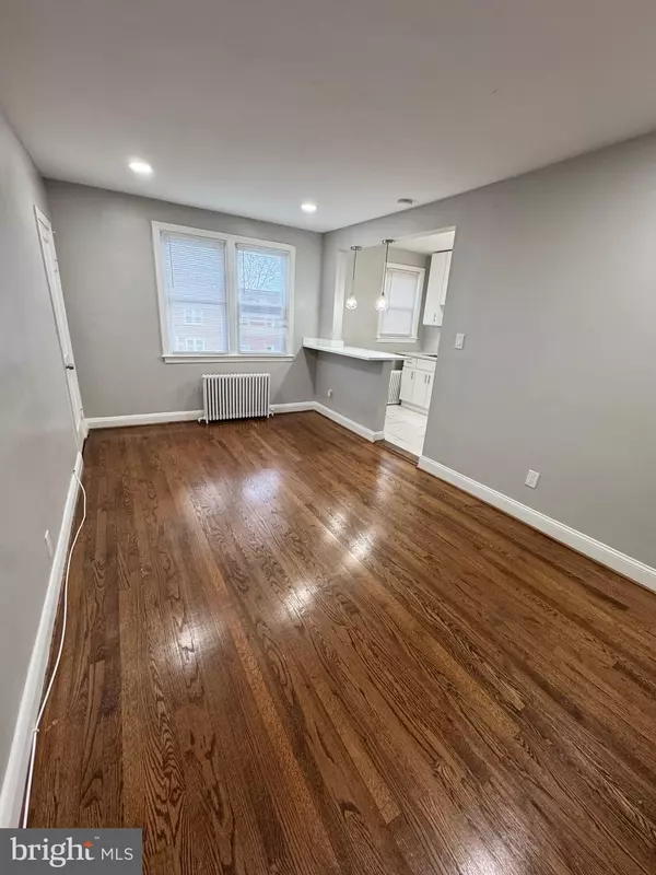 Baltimore, MD 21239,1104 MERIDENE DR #1